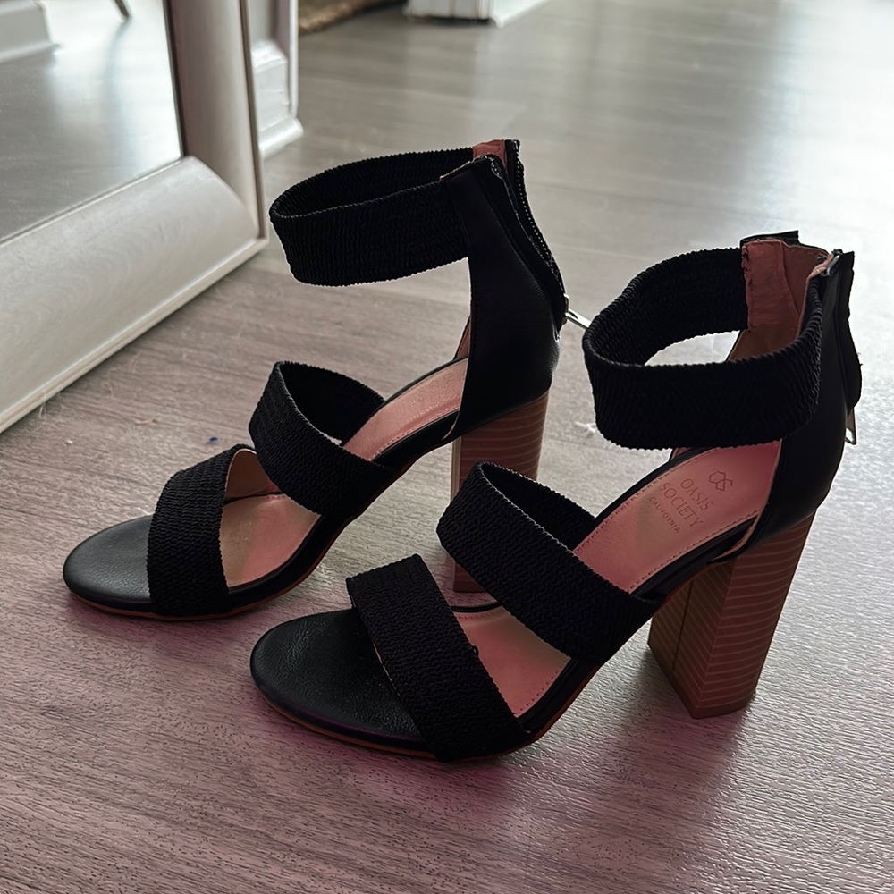 Oasis Society Black Heels Women’s 6.5 Worn once